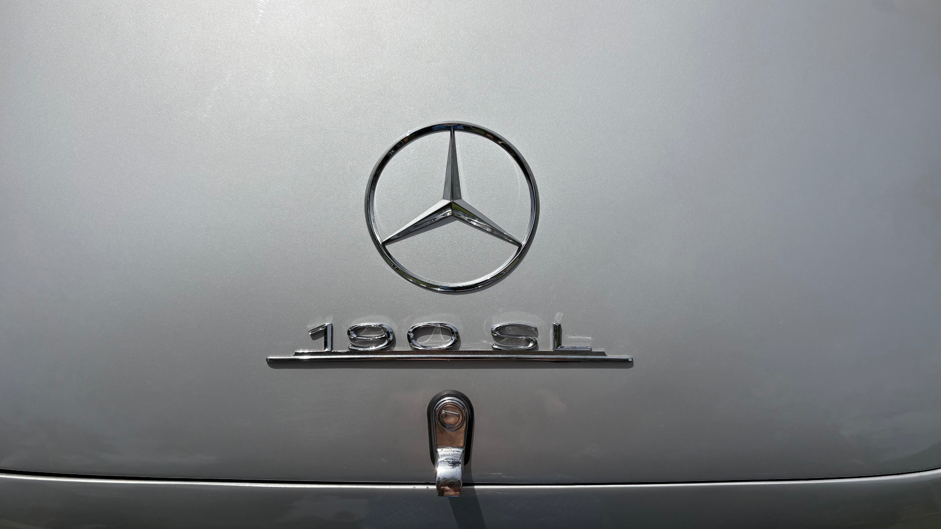 Mercedes-Benz 190 SL — exterior 7